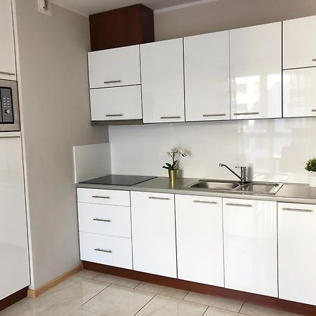 Al Krakowska 291A By Homeprime Warsaw Luaran gambar