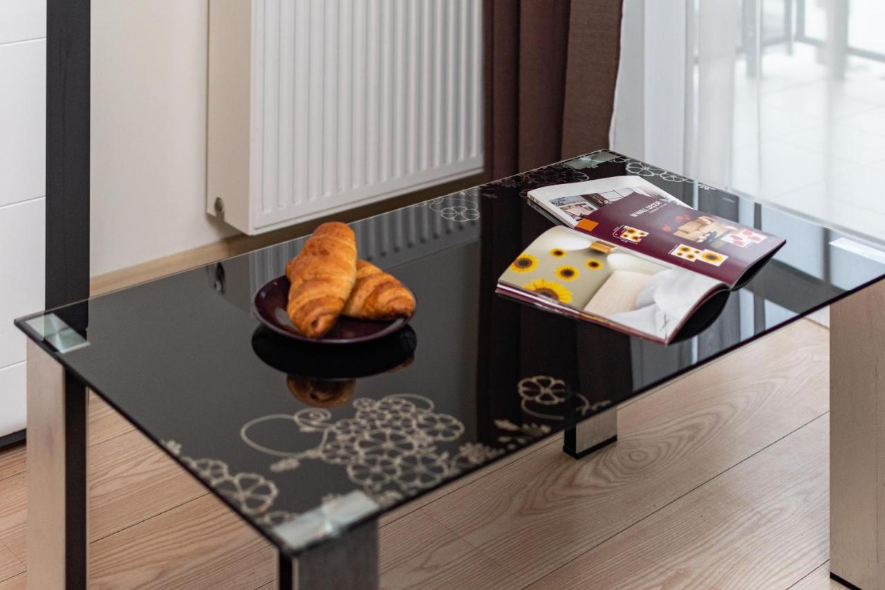 Al Krakowska 291A By Homeprime Warsaw Luaran gambar