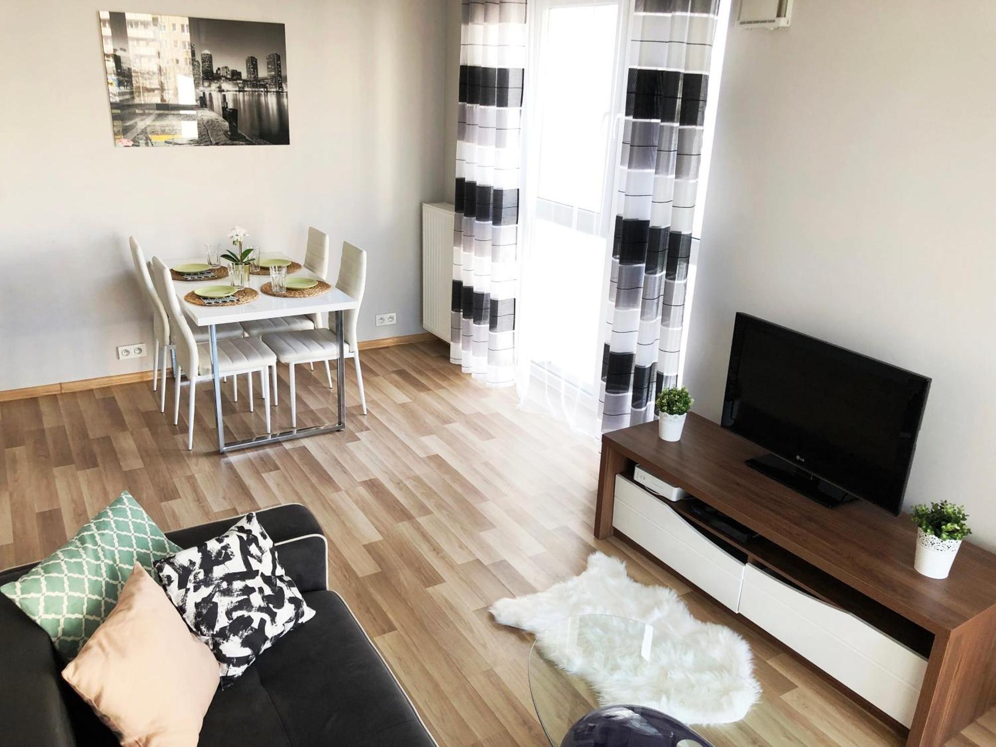 Al Krakowska 291A By Homeprime Warsaw Luaran gambar