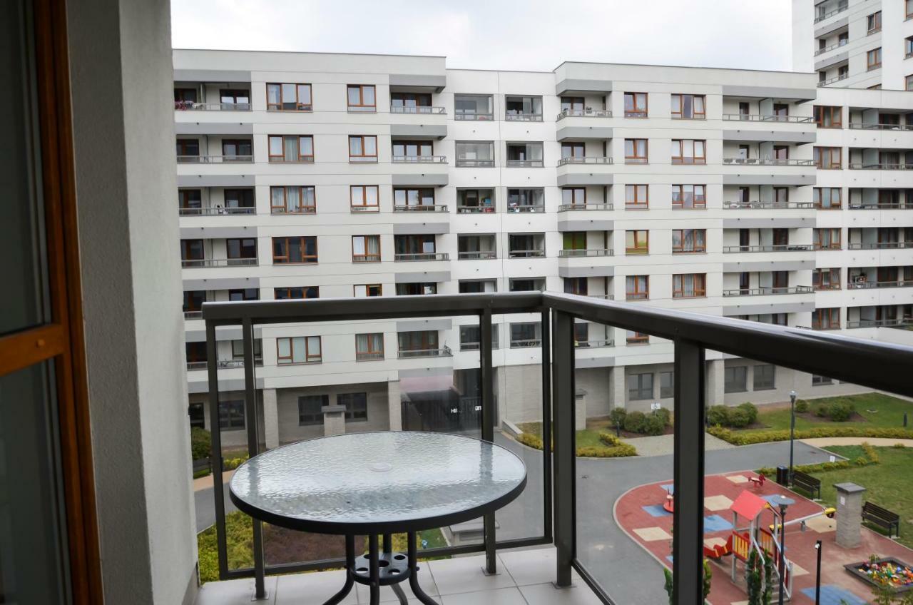 Al Krakowska 291A By Homeprime Warsaw Luaran gambar